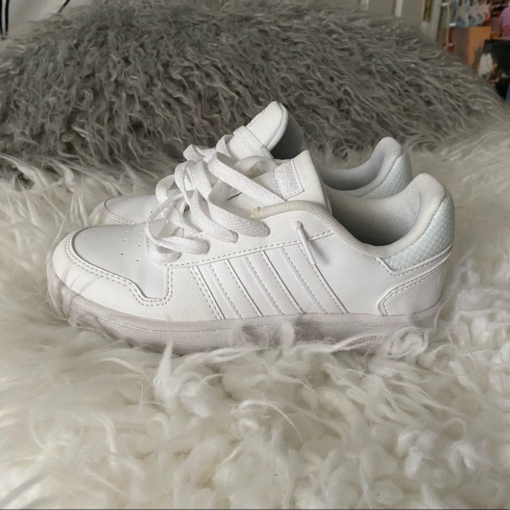 adidas hoops 2.0